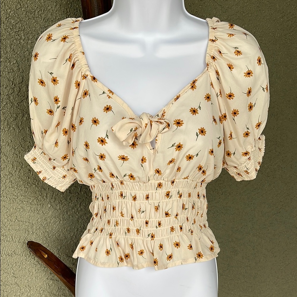 No.151 Sienna Sky Cream Puff Sleeve Blouse with Smocked Tie Front Size Small